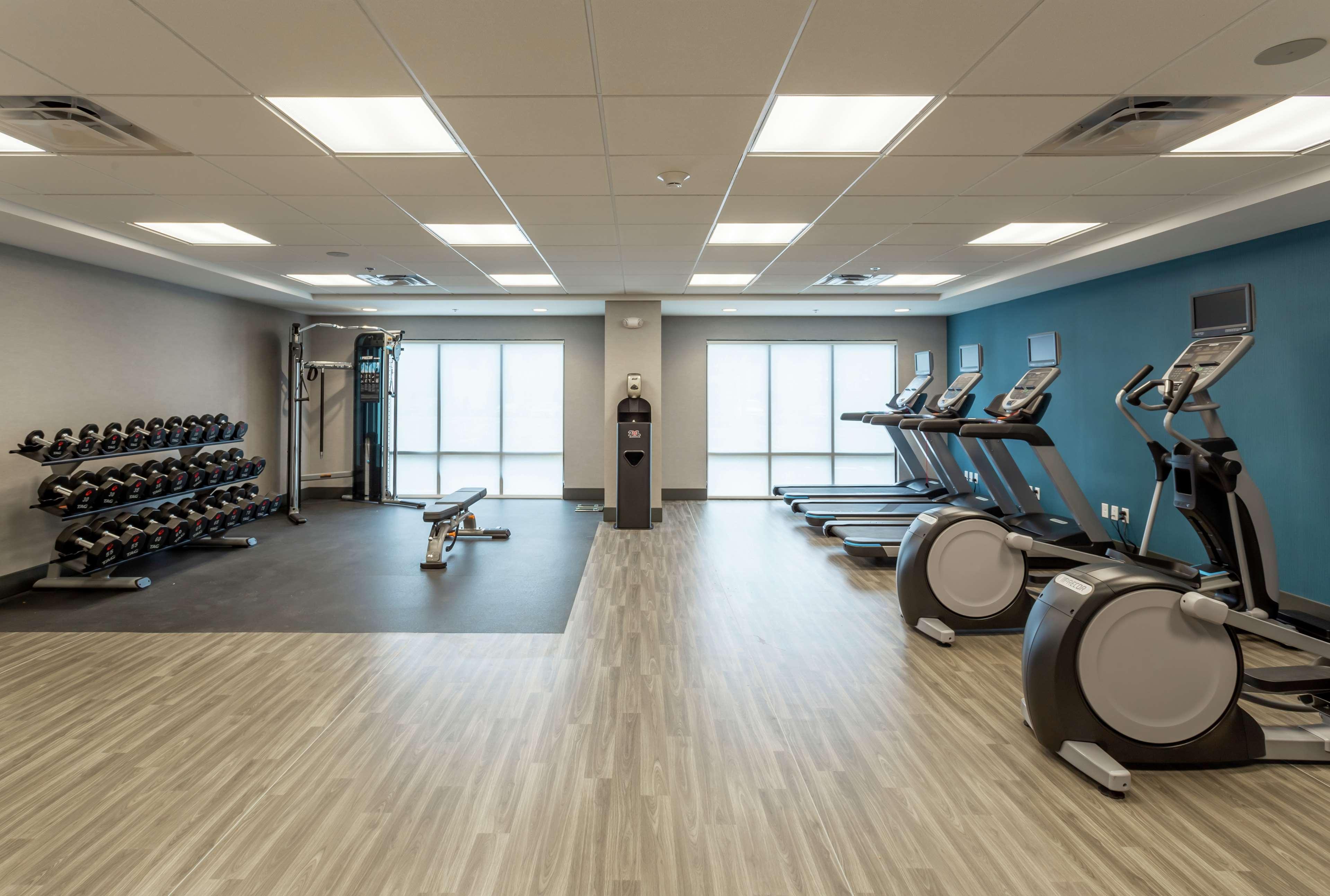 Hampton Inn Madison, Oh Екстериор снимка