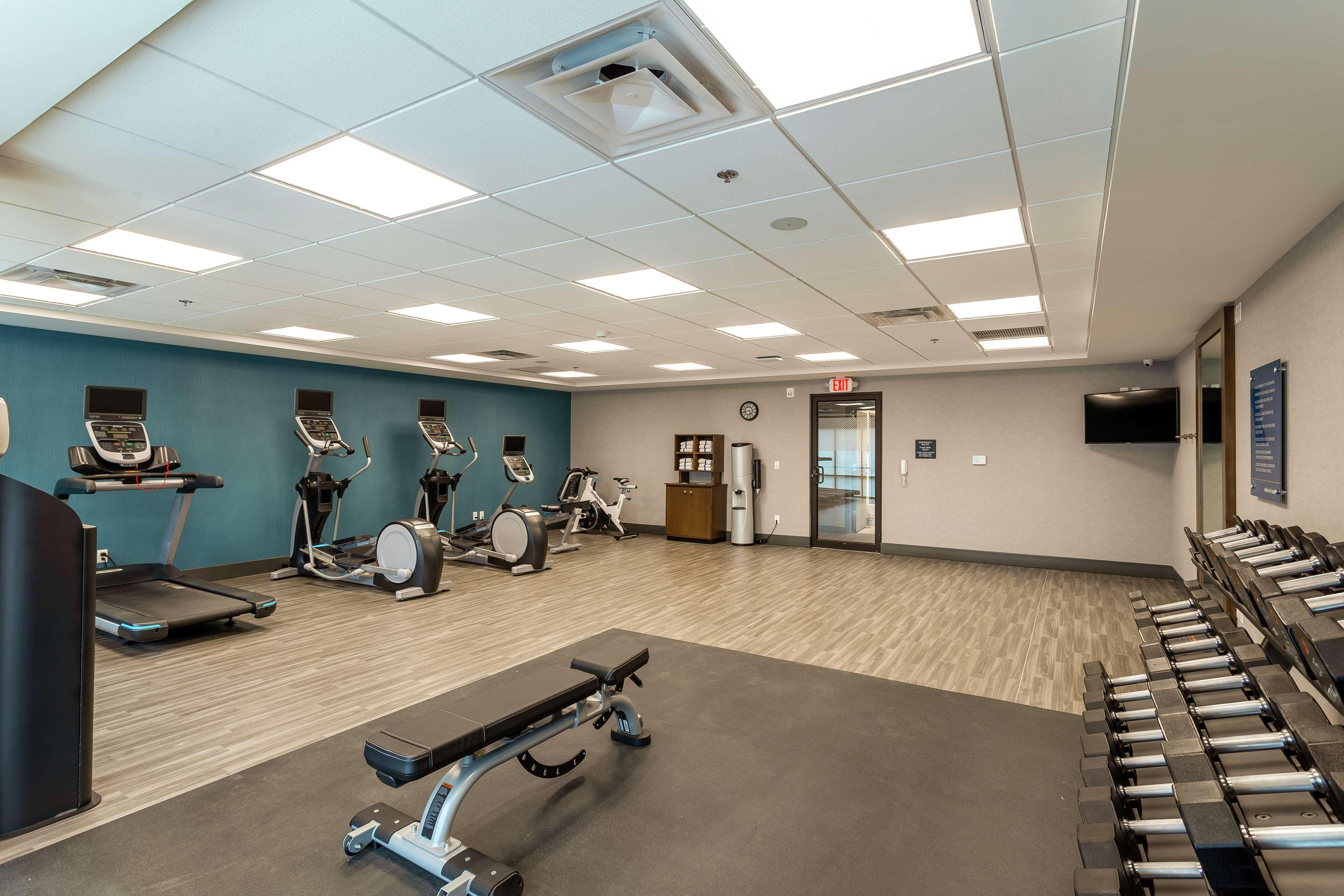Hampton Inn Madison, Oh Екстериор снимка