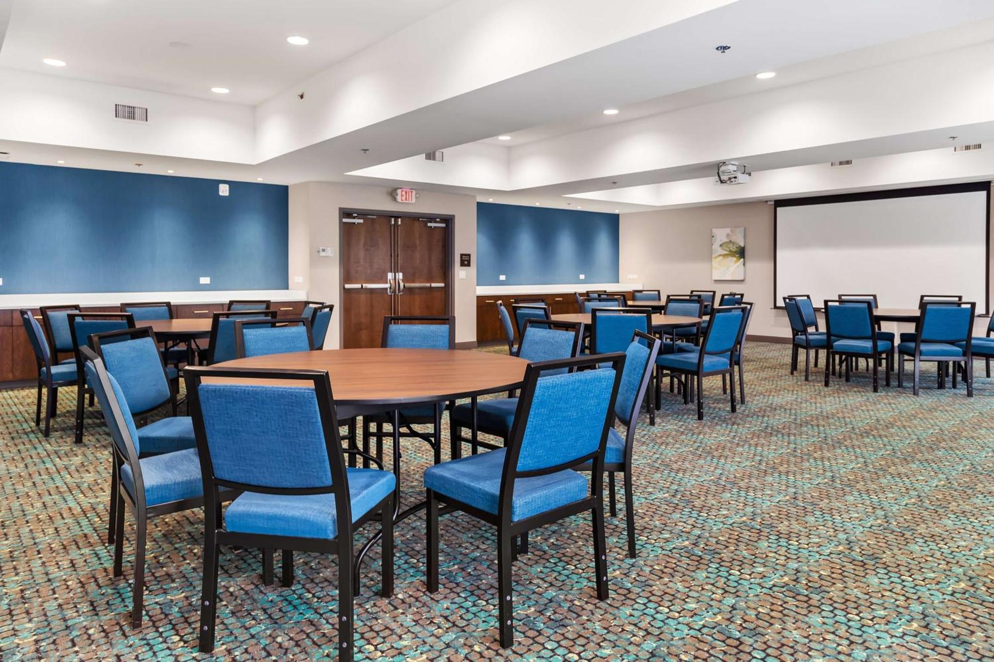Hampton Inn Madison, Oh Екстериор снимка