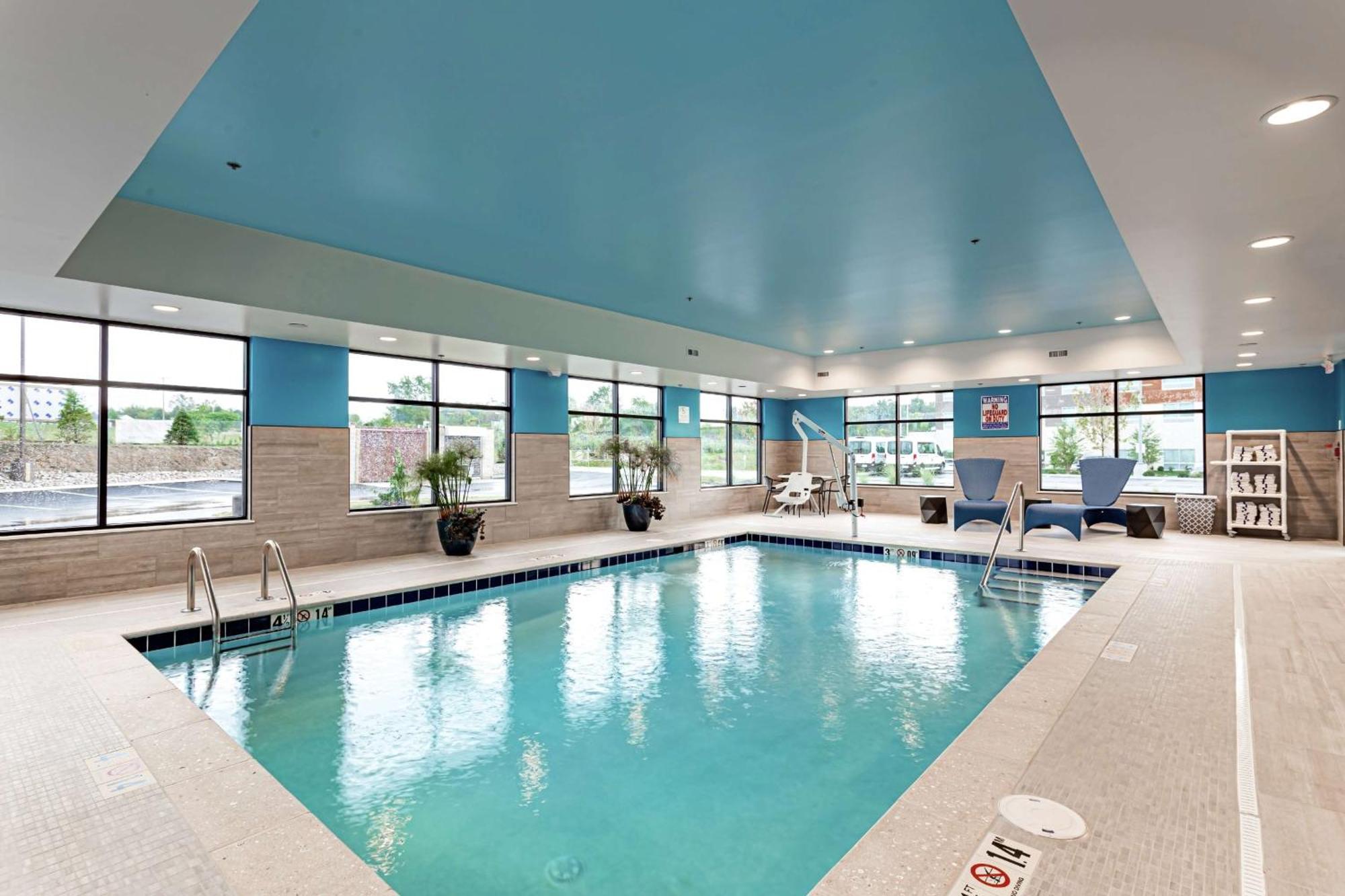Hampton Inn Madison, Oh Екстериор снимка