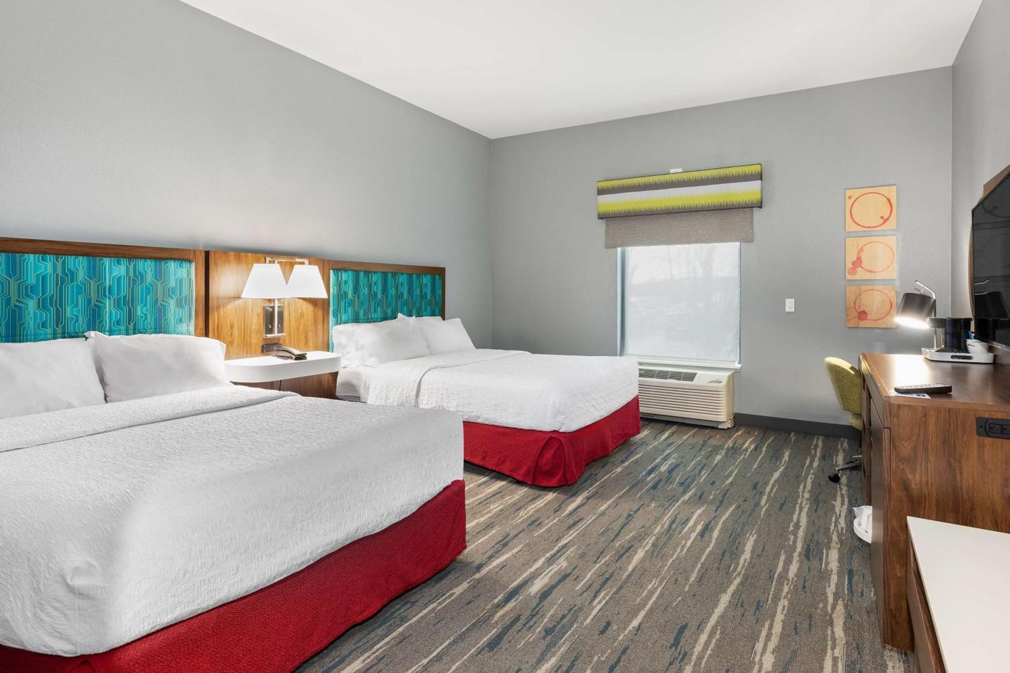 Hampton Inn Madison, Oh Екстериор снимка